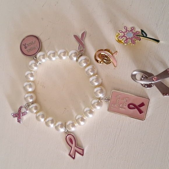 Pink Ribbon Breast Cancer Awareness Metal Pins and Pearl Stretch Bracelet Lot - Picture 1 of 7